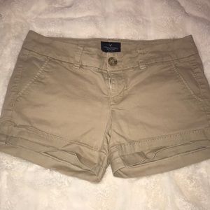 Women AE Khaki shorts